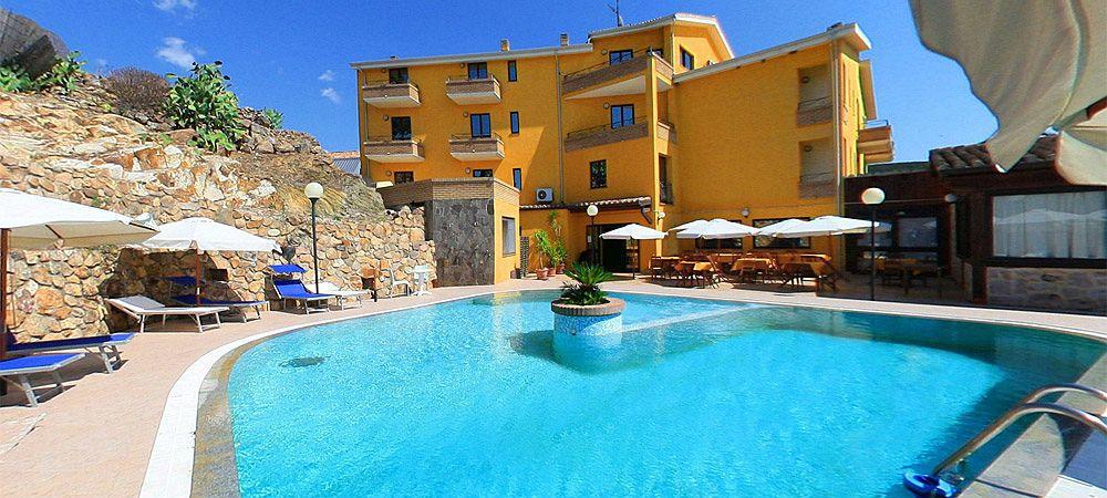 Hotel Le Palme Sant'Anna Arresi Ngoại thất bức ảnh