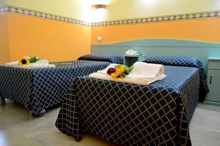 Hotel Le Palme Sant'Anna Arresi Ngoại thất bức ảnh