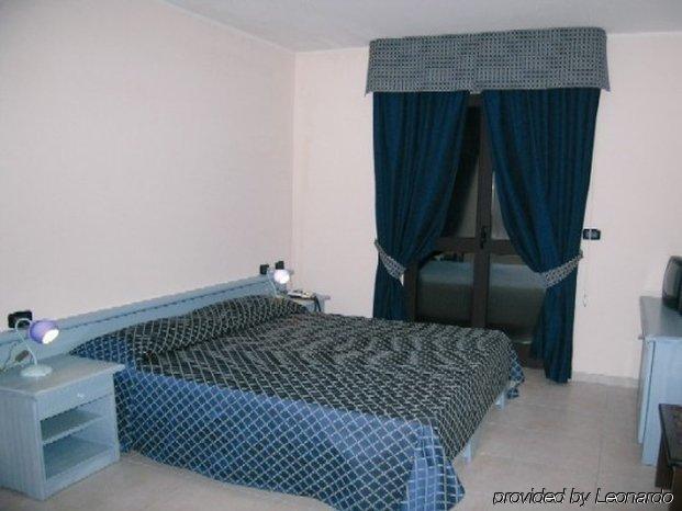 Hotel Le Palme Sant'Anna Arresi Ngoại thất bức ảnh