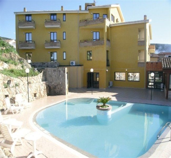 Hotel Le Palme Sant'Anna Arresi Ngoại thất bức ảnh
