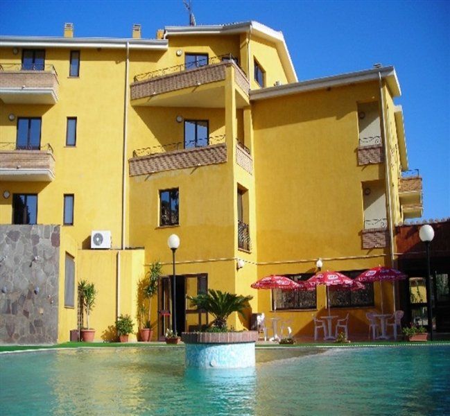 Hotel Le Palme Sant'Anna Arresi Ngoại thất bức ảnh